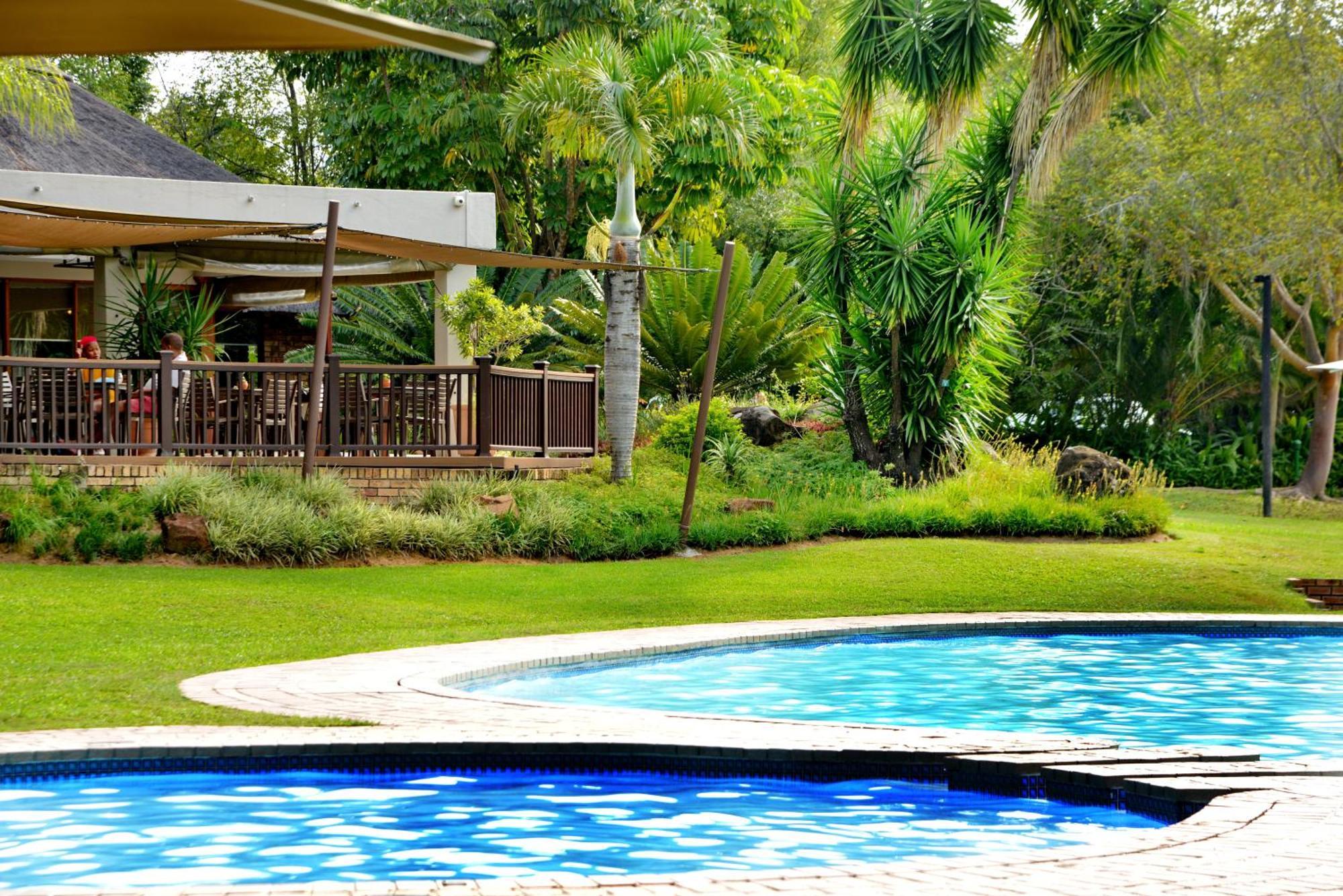 Cambalala - Luxury Units - In Kruger Park Lodge - Serviced Daily, Free Wi-Fi Hazyview Esterno foto
